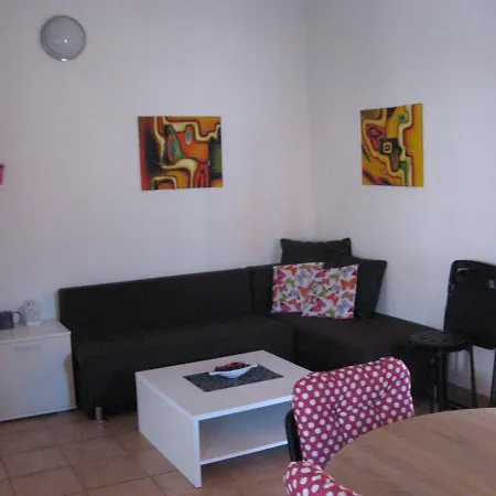 Noa Apartment